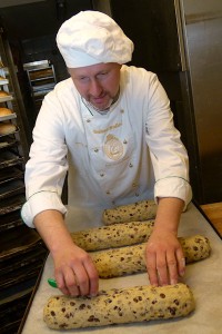 Bio-Rosienstollen auf Blech