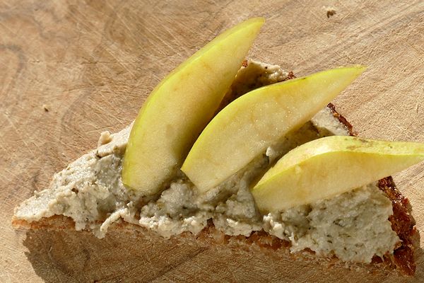 Hempwood HanFu Apfel-Lauch Brot