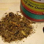 Mit einer fertigen Gewürzmischung "Ruf der Oase" von Herbaria können Sie bei der Couscous-Zubereitung nichts mehr falsch machen.