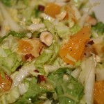 Orangen, Chinakohl, Nüsse, Salat