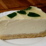 Rezept für eine leckere Mascarpone-Torte mit Zitronenmelisse