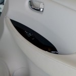Nissan Leaf Weiss Tür innen