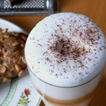Provamel Bio-Mandeldrink Kaffee mit Schokoraspeln