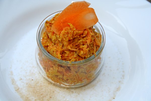 Süßer Karotten-Mandel-Aufstrich (vegan) | Livona - Der Bio-Blog