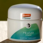 Martina Gebhardt Melissacream im Glastiegel zu