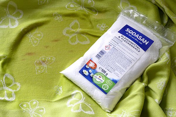 Sodasan Fleckensalz gegen alte Rotwein Flecken