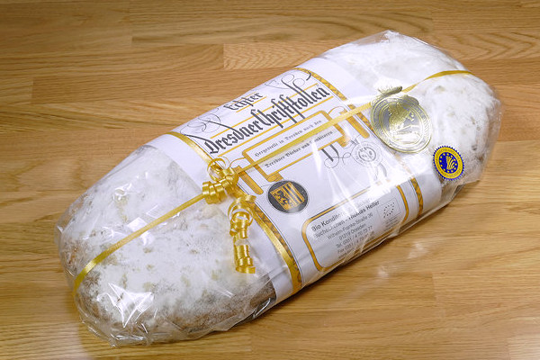 Dresdner Christstollen original verpackt