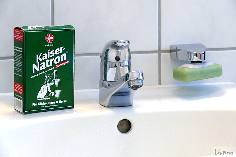 Kaiser-Natron zum Entfernen von Seifenresten